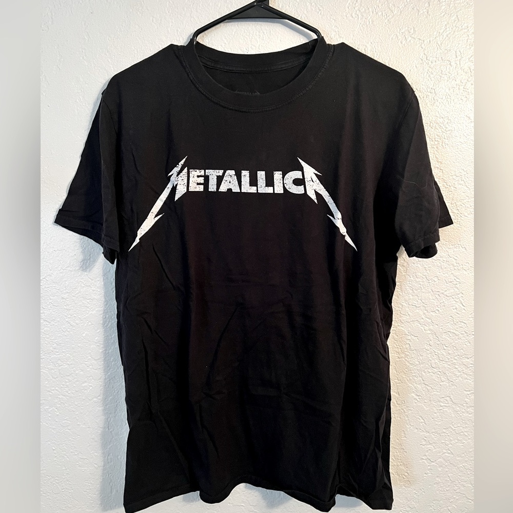 Metallica black tshirt
